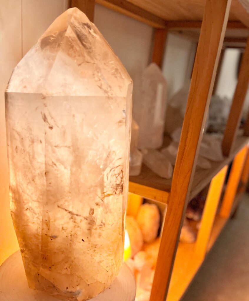 Crystal Menhir 1 - Nadi